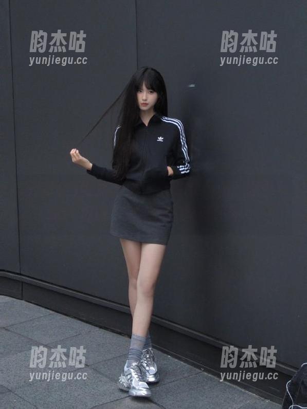 突然觉得“155hl.fun”网页就像个瓜田，每次都是奇葩不断！