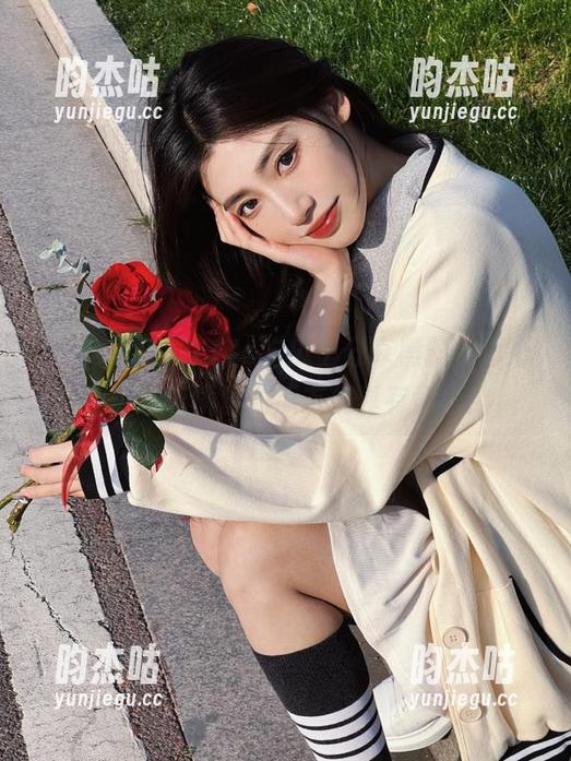 17c吃瓜 在17c吃瓜上分享黑料,真心觉得才华横溢的瓜友们真有意思!