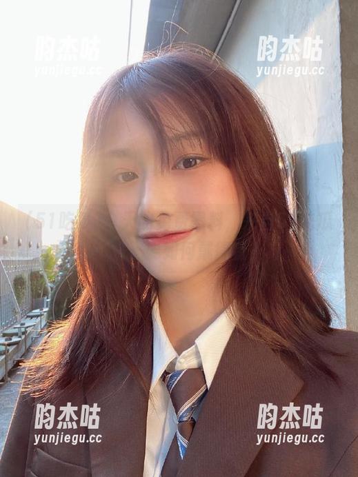 51吃瓜 今天的免费黑料,来自51吃瓜:帽子要如何戴得稳?