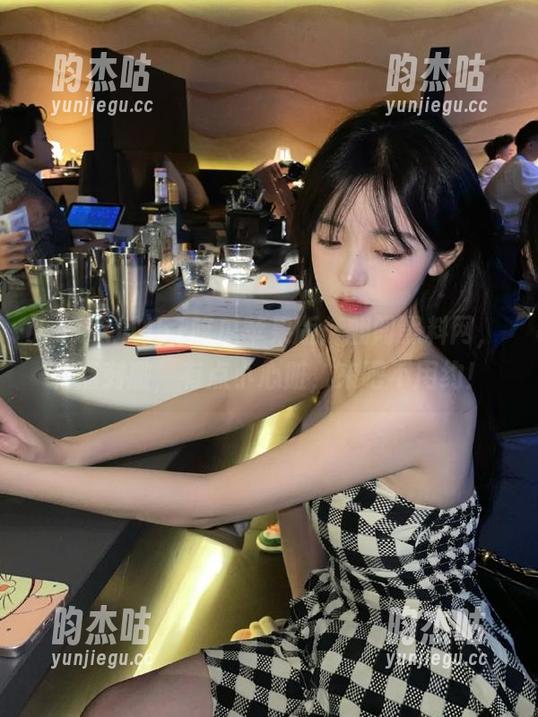 51吃瓜苹果版：翻阅黑料网，有点刺激，有点小心脏，来吧不用约！