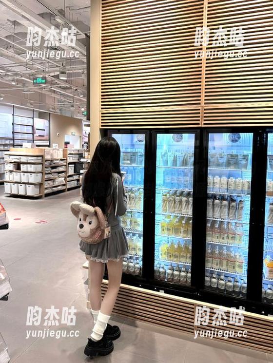 每次上51爆料网官网，我的内心战斗力都爆棚，八卦能量源源不断！