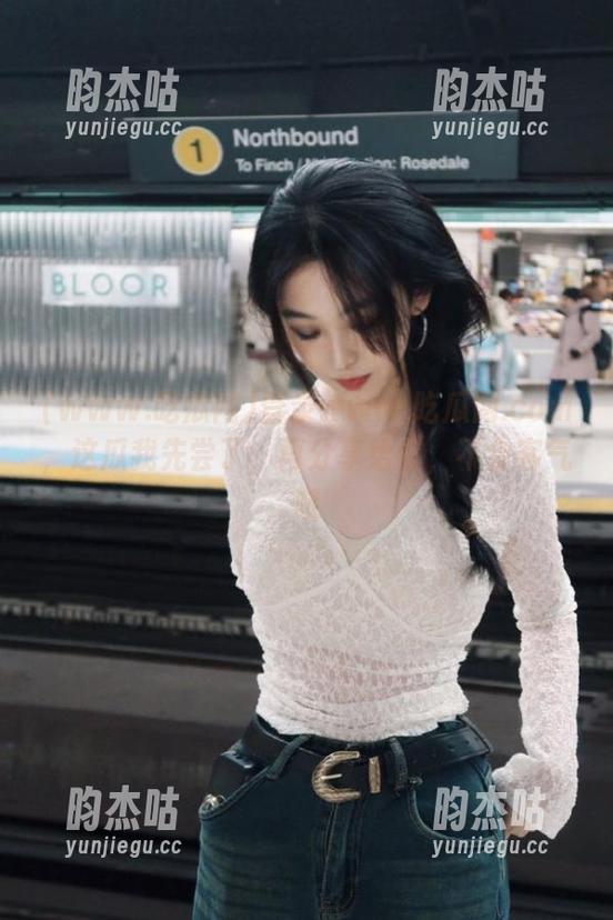 登录www.吃瓜网.com，这瓜我先尝了，再分享给你，不会客气哦