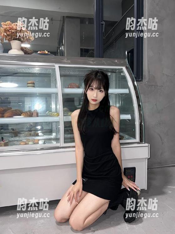 来zztt10.ccm，获取免费黑料，吃瓜之路从此无忧！