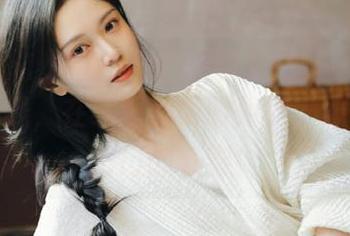 万篇长征-黑料不打烊zztt11更新上线，在线观看明明如故，心情却是出门的节奏！