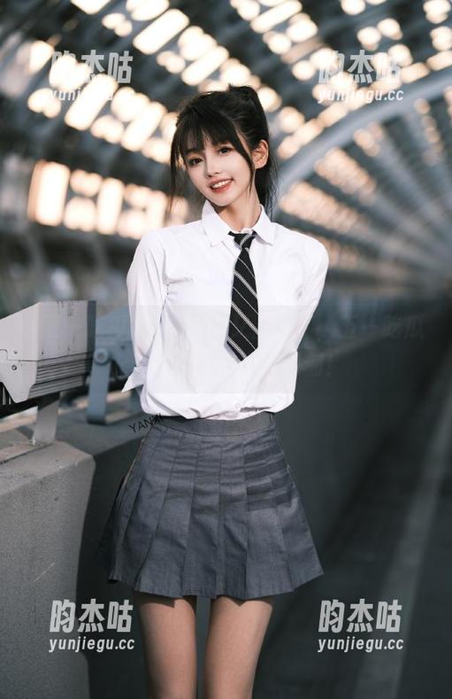 娜娜今日又上热搜，五一吃瓜永久分享她的奇葩时刻！