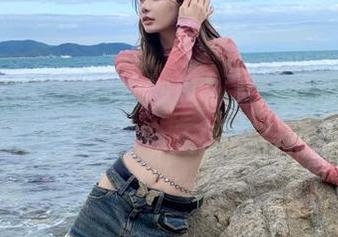 看娜娜炒瓜，五一吃瓜苹果版全新开启！今天的瓜有点甜