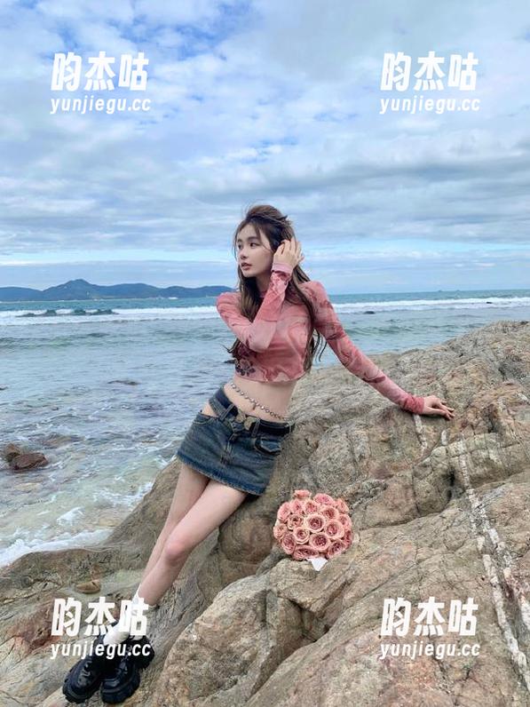 看娜娜炒瓜，五一吃瓜苹果版全新开启！今天的瓜有点甜