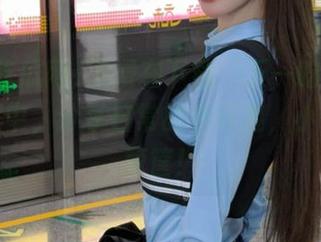 沉浸在下载“五一吃瓜网”的过程中，分享日常的小乐趣，小惊喜一箩筐！