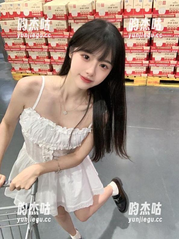 五一吃瓜网，这入口设置得真够独特，有人喜欢这神秘感吗？