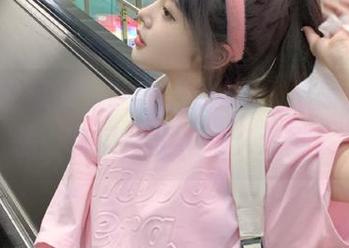 “人人吃瓜网”最豪华的套餐：吃瓜不止，永久追剧！