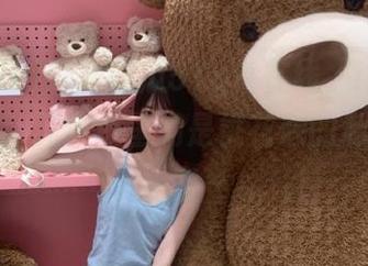 刷着吃瓜51git在线，ios假装在工作，其实心里满是桃花源的私聊和小秘密～