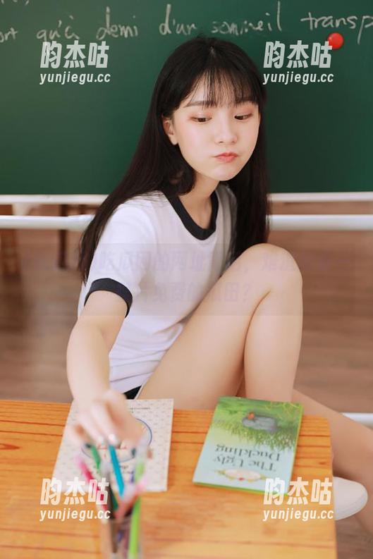 吃瓜网的网址背后，难道藏着一整片免费的瓜田？