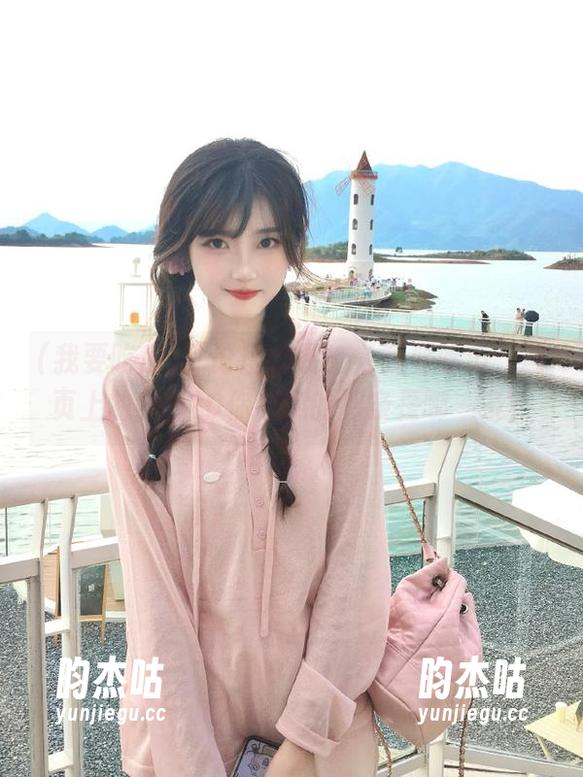 我要吃瓜 评论区炸裂!‘我要吃瓜’网页上的top10你中意的那条是哪一条?