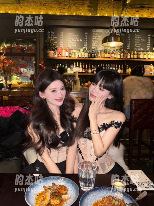 破解了暴走黑料导航，结果进了个坑，更加懵逼，到底该怎么看？
