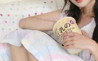 “黑料不打样”永不迷路，用瓜带你飞，让八卦更精彩！