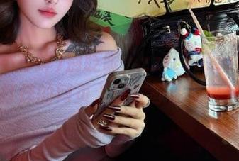 别眨眼，zztt15.su黑料不打烊的网页入口在等你来逛！
