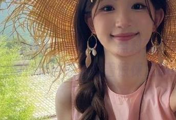小心翼翼，黑料不打烊tttzzz的传送门或许藏着惊悚之旅！