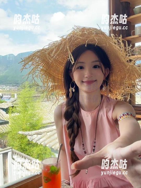 黑料不打烊 小心翼翼,黑料不打烊tttzzz的传送门或许藏着惊悚之旅!