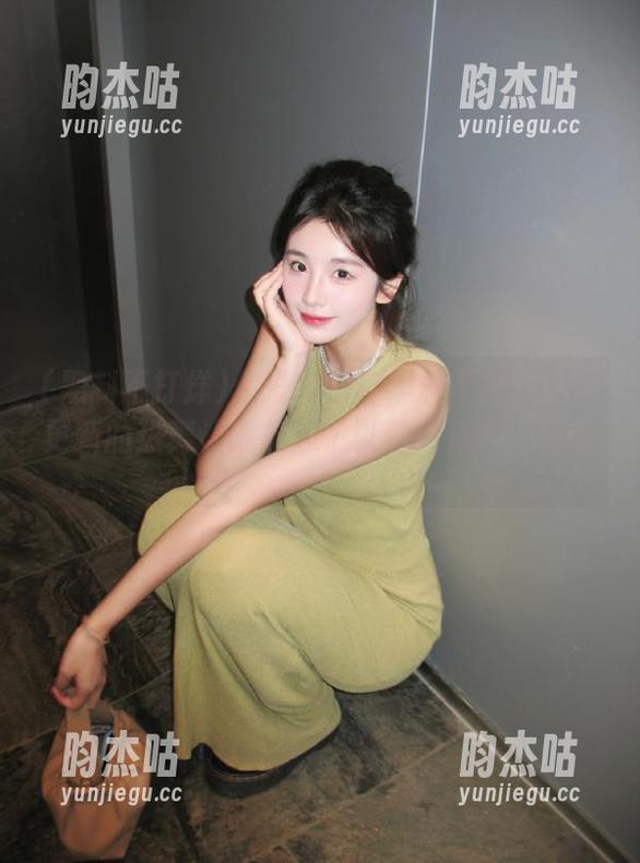 你没听错！黑料不打烊这边更新的热舞让我想起了以前的糗事，呵呵～