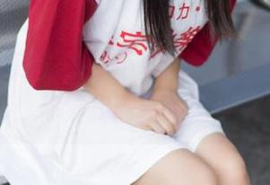 吃瓜不累，继续@黑料不打烊app！你猜我刚看到哪个八卦了？