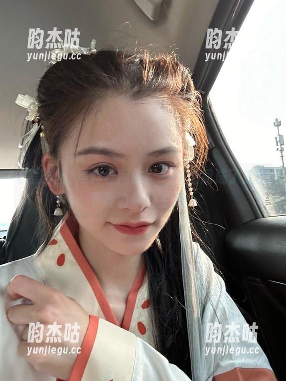 黑料社 黑料社网站,一夜之间成了我的下载清单的主角…