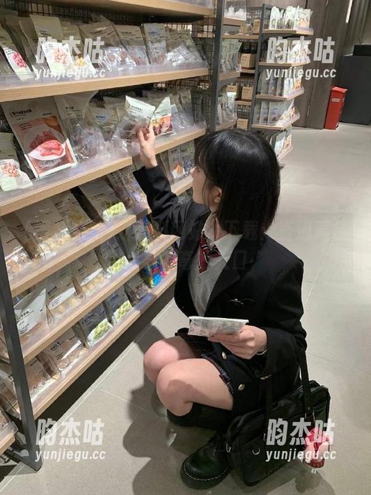 黑料网站 “黑料网站”下载:直通声色犬马的奇妙入口