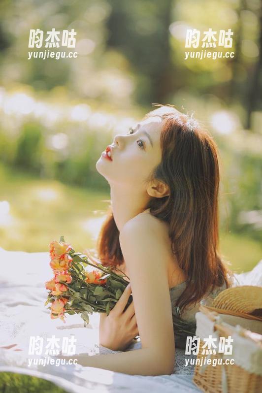 走进黑料老司机的入口，可能会跌进一个奇妙的坑里喔！